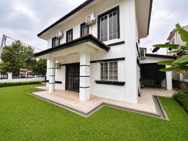 Corner Lot Double Storey Semi-D @ Bandar Bukit Mahkota Bangi 1
