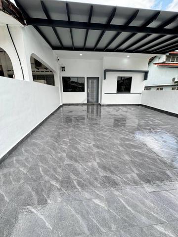 Full Loan Perling Renovation Unit Single Storey End Lot 1