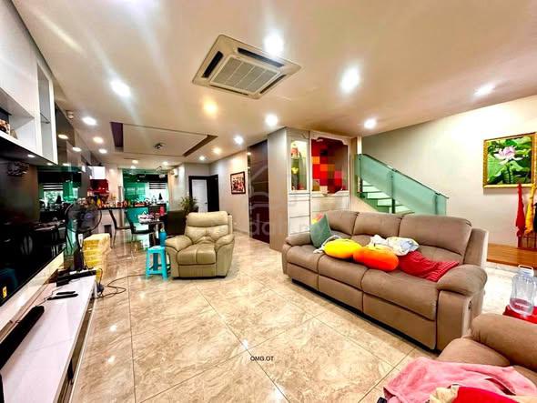 Ambang Botanic 2 Superlink Fully Renovated Unit 1