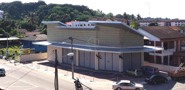 Freehols Single Storey Warehouse with Extra Land Ujong Pasir 1