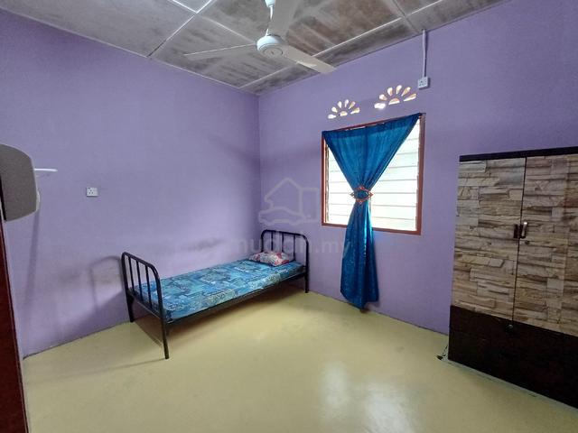 Bilik Sewa Manjung 1