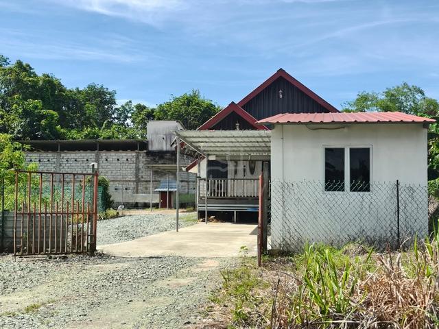Rumah, Rumah Burung Walit, Kedai dan Tanah Untuk Dijual 1