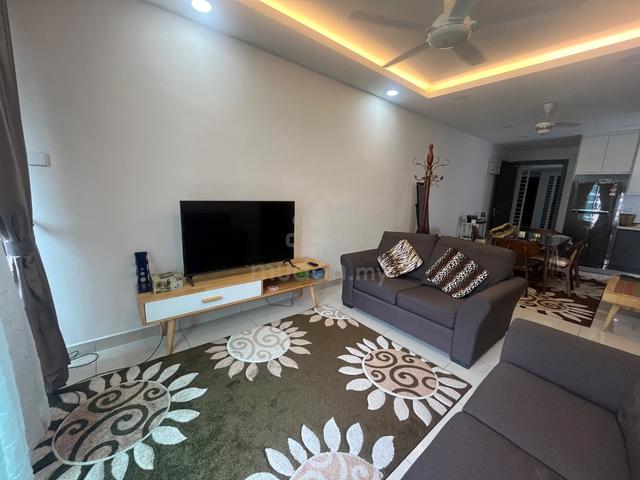 KL Traders Square Residences 1