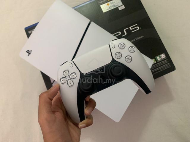 Sony PS5 Slim Digital 825GB Myset - photo 2 of 6