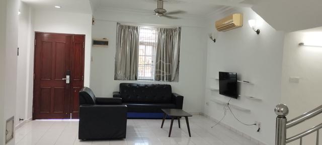 Sungai Ara Taman Tunas Muda Ground Floor Duplex Townhouse 1