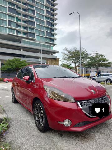 2013 Peugeot 208 1.6 VTI ALLURE (A) - 1