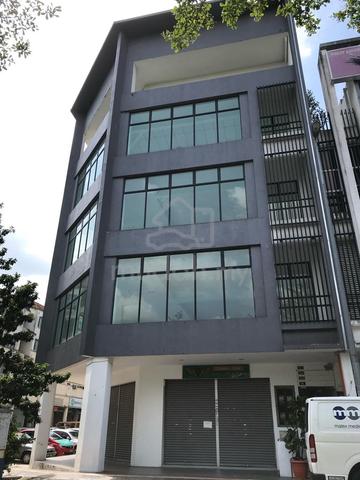 Ground floor shoplot for rent 1