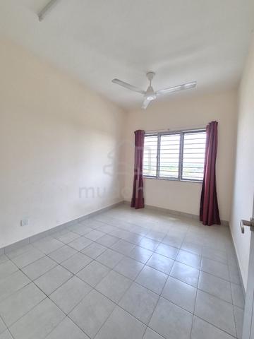 Seruling Apartment 4