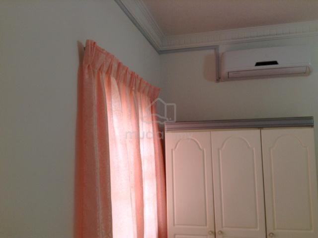 Golden Showers ( Kondo Ruby ) 4