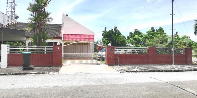 Taman Kenanga - Mergong Semi detached for sale 1