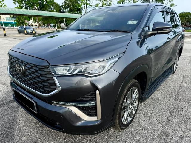 Toyota INNOVA 2.0 ZENIX V (A) - 3