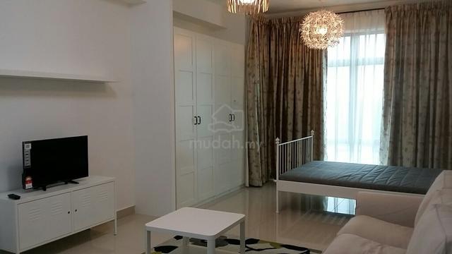 Parc Regency 1