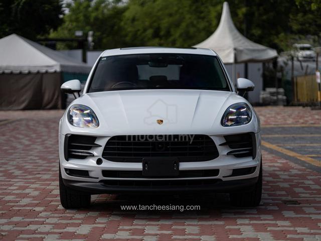 2021 Porsche Macan 2.0 Sport Chrono Package - 2