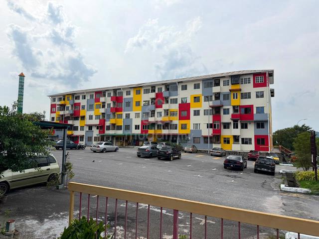 Apartment Seri Bakawali 1