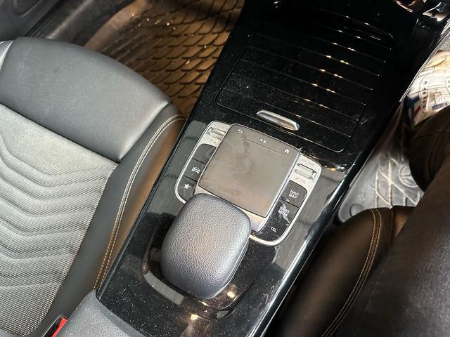2019 Mercedes Benz A180 1.3 STYLE HATCHBACK (A) - 3