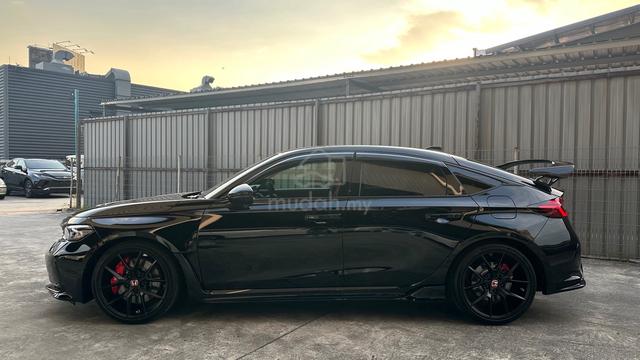 920km Like New 2025 Honda CIVIC 2.0 TYPE R (M) - 5