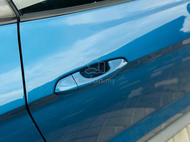 | 2018 Ford Mustange Ecoboost Auto | - 4