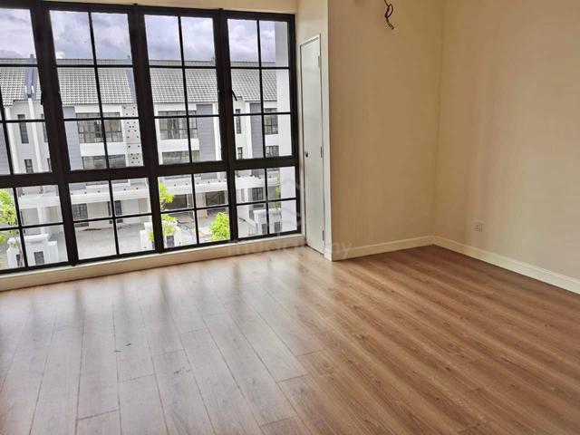 FREEHOLD Monet Garden Town House Sunsuria City Kota Warisan Sepang 3
