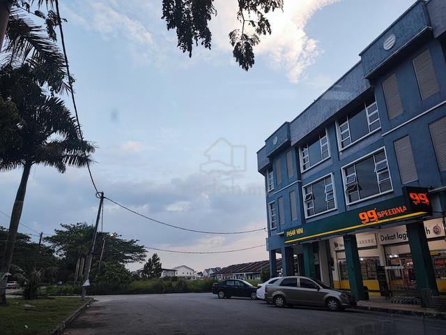 FREEHOLD 3-Storey Shop Office Below Market Value by RM110K! 1