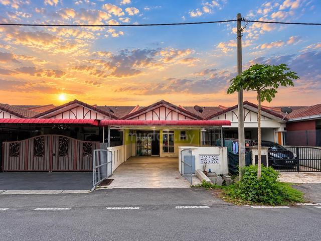 Cheapest 20x70 Facing Open 1 Storey Terrace Salak Tinggi Sepang 1