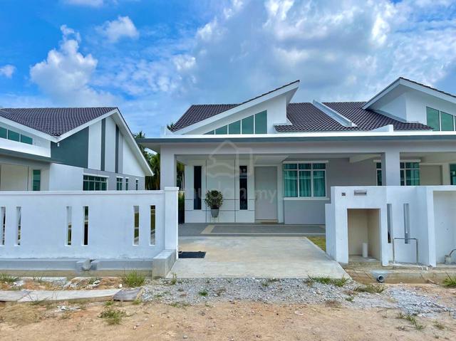 [BRAND NEW, FREEHOLD] Tanjong Karang, Single Storey Semi Detached 1