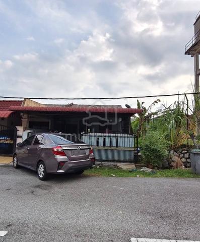 Single Storey ENDLOT Taman Cempaka Senawang 1