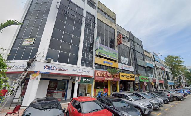 Tenanted ROI 4.7% Shop for SALE @ Seksyen 9 Tengku Ampuan Zabedah 1