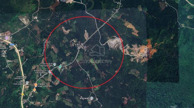 Land For Sale! Located at Jalan Selarat, Lundu 1