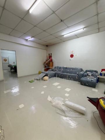 FOR RENT AMAN PERDANA KAPAR First Floor Shoplot Renovated Unit 1