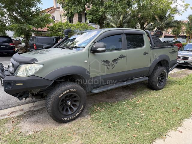 2010 Toyota HILUX 2.5 G FACELIFT DOUBLE CAB (A) - 3