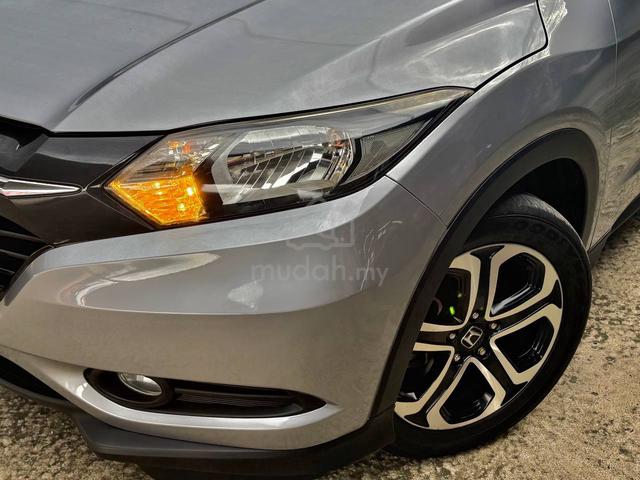 2016 Honda HR-V 1.8 E (A) (FREEE 1 YEARR WARRANTY) - 4