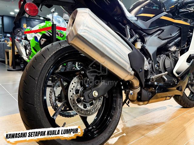 Carousel Image