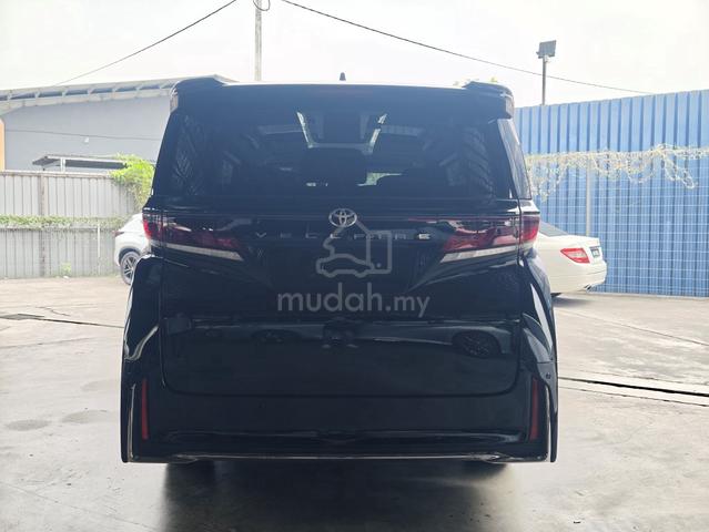 2023 Toyota VELLFIRE 2.4 Z PREMIER BLACK LEATHER - 4