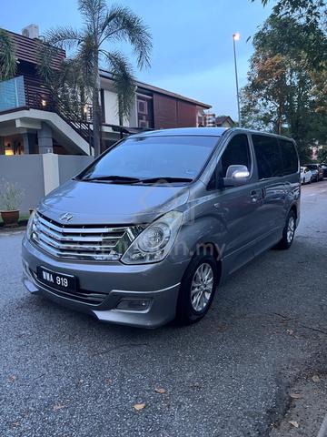 2011 Hyundai GRAND STAREX 2.5 CRDi VGT (A) - 2