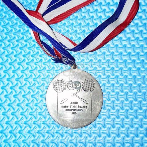 Vtg 1980s Malaysia Squash Association Medals Set - photo 5 of 6
