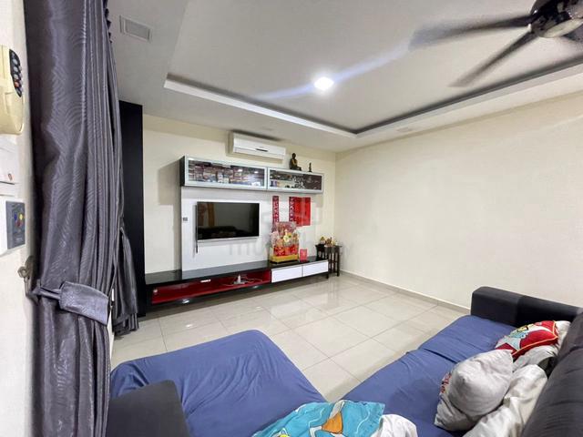 Taman Petaling 2 Storey, Freehold, Fully Renovated, Move In Condition! 1