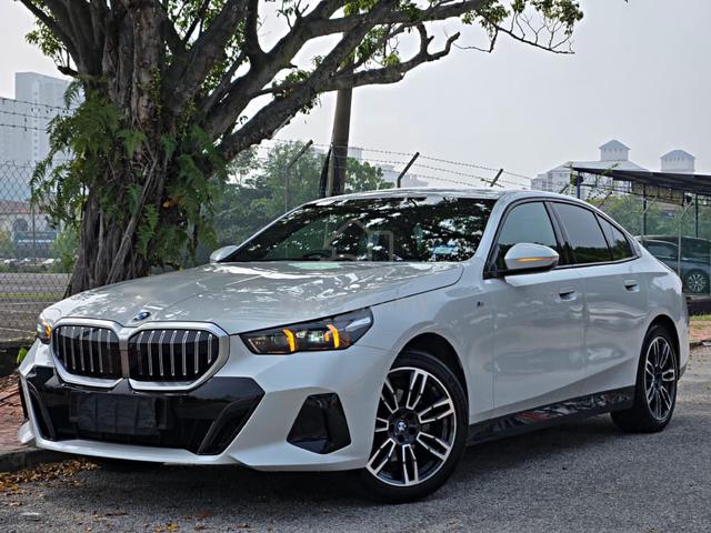 /25✨Bmw 520i 2.0 M SPORT G60 U.warranty new model - 1