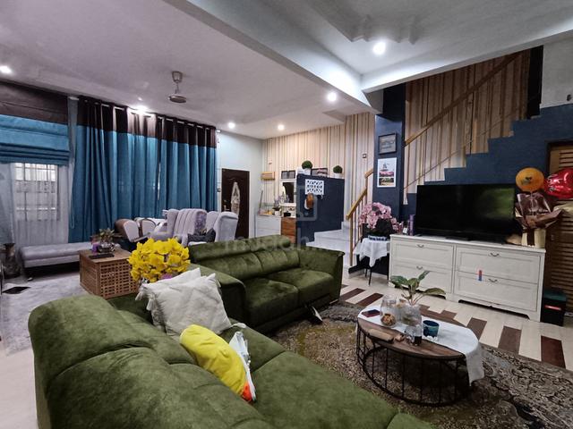 Corner Lot + Renovated + Under MV Teres Taman Prima Saujana, Kajang 1