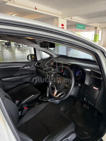 2015 Honda JAZZ 1.5 E (A) (CASH SAHAJA) - 2