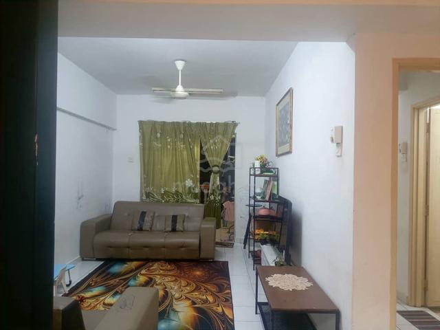Apartment Sri Dahlia (KAJANG) 1