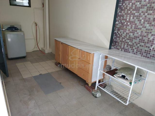 Indah Court Likas 1