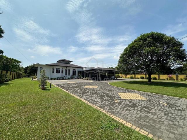 BIG LAND🔥🔥 Bungalow Bamboo River Villa Sungai Buloh 1