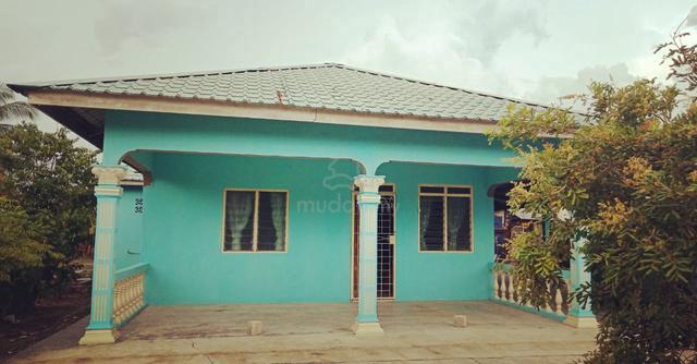 Rumah Banglo Bandar Tenggara untuk dijual 1