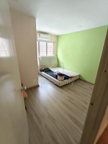 Taman Bukit Emas, Town House 1200sf, 3rooms 2 bath,Freehold, Balakong 1