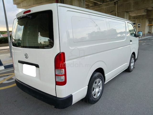 2011 Toyota Hiace 2.5 (M) Panel Van Diesel Engine - 3