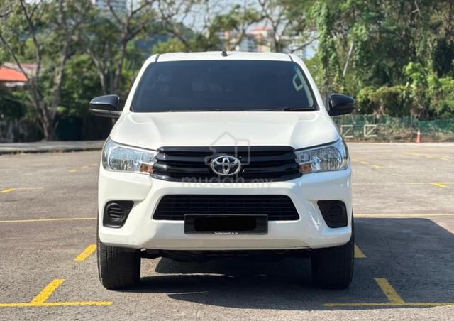 2018 Toyota HILUX 2.4 MT (M) - 3