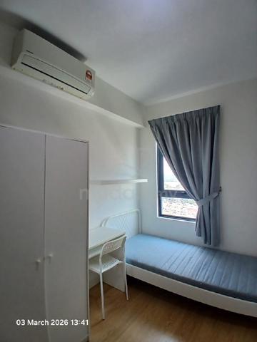 Edumetro@ Subang Jaya Room for Rent (Female only) 1