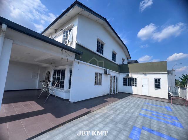 SUPER BELOW MARKET !! 44x60 4R3B Kemuning Greenville 2 Sty Corner Lot 1