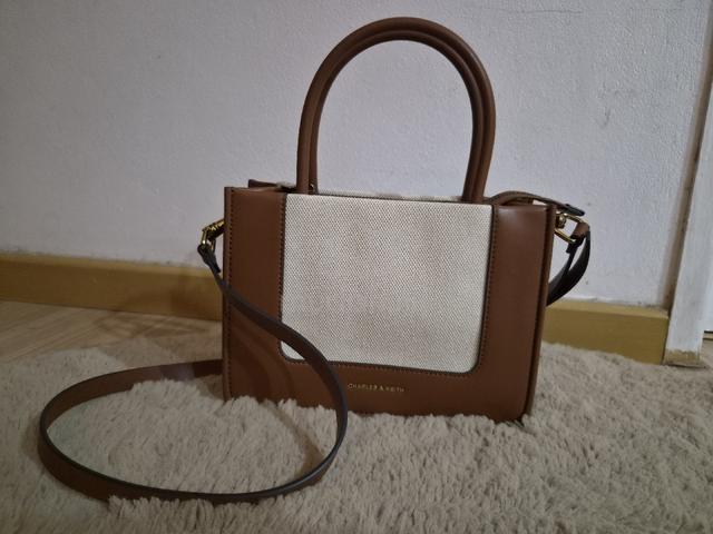 Used Handbag - photo 3 of 3