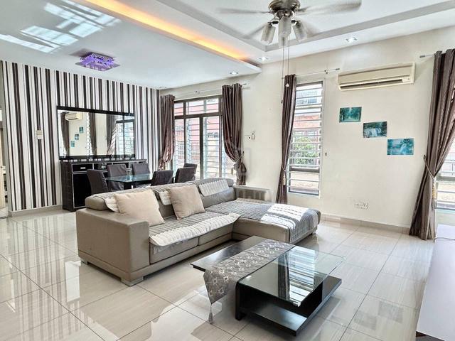 For rent Perling , Jalan Simbang single storey big corner lot 1